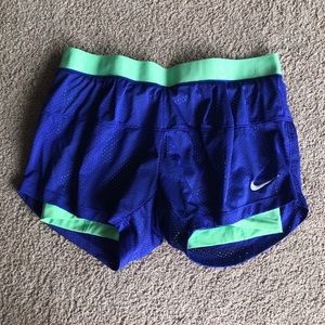 Nike Shorts Size M